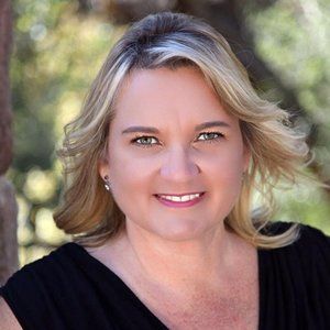 Meet your Posher, Rose